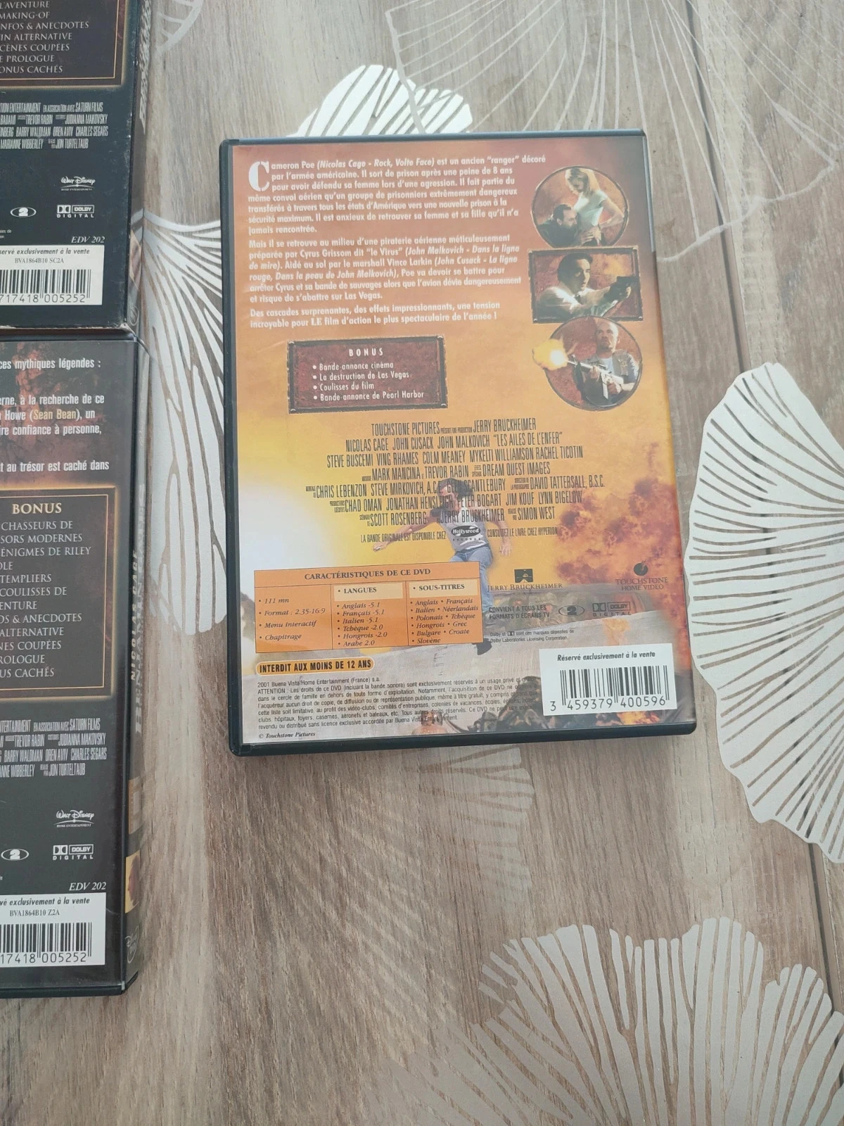 Lote de dos DVD de acción de Nicolas Cage – photo 3